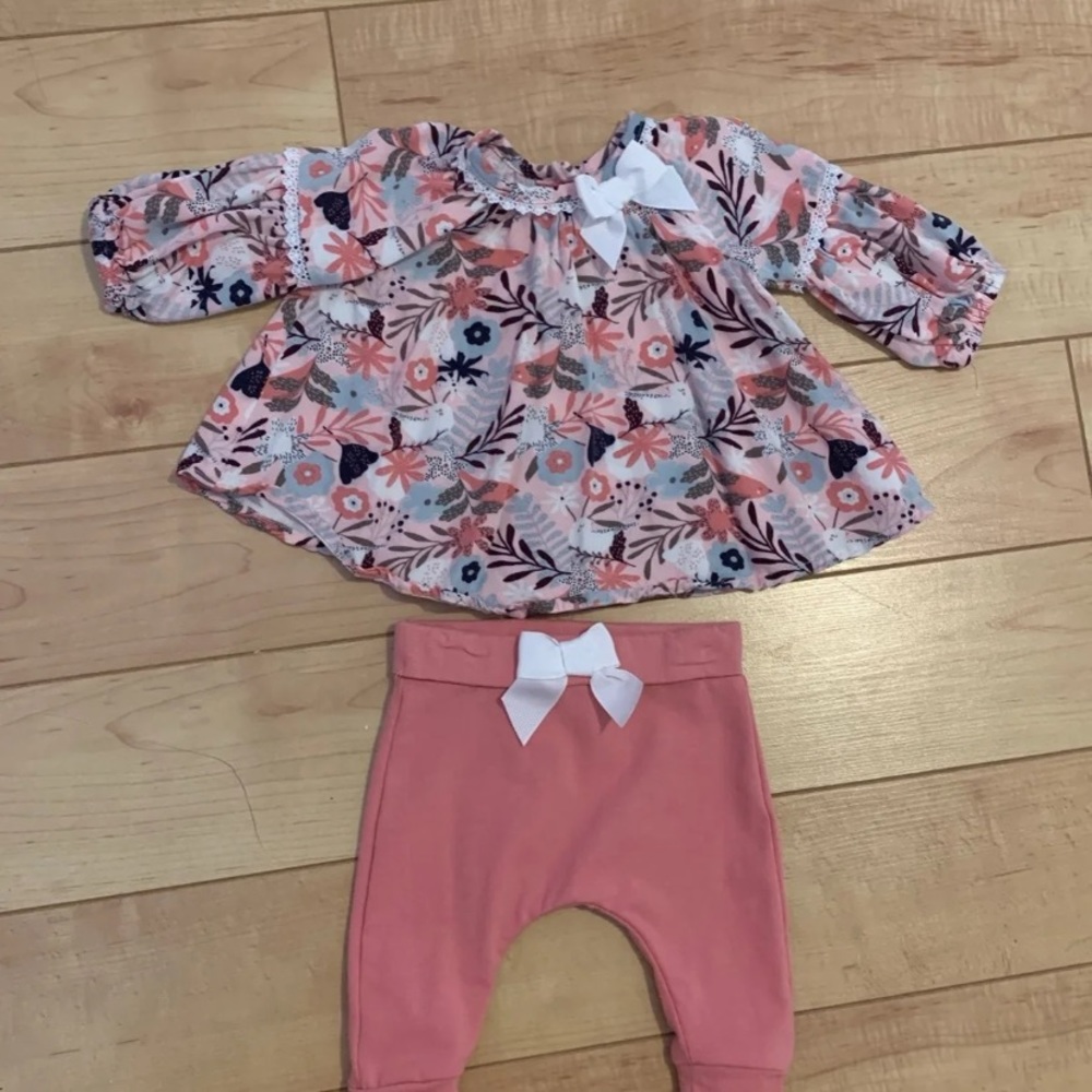 Tommy Bahamas baby outfit 0/3 months